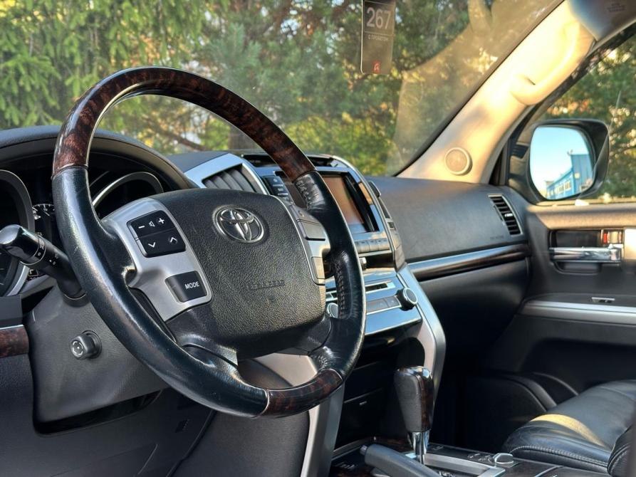 Toyota Land Cruiser 200 Series Рестайлинг 1 Санкт-Петербург  - изображение 14