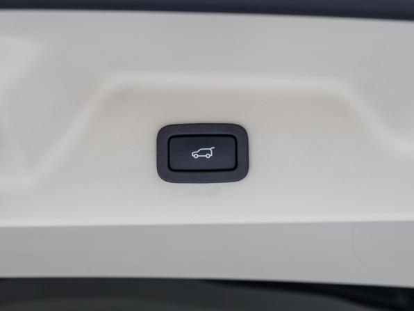 Land Rover Range Rover IV Рестайлинг с пробегом 2018 года, цена 6 798 000 рублей, 89818 км, внедорожник, Автокод Объявления