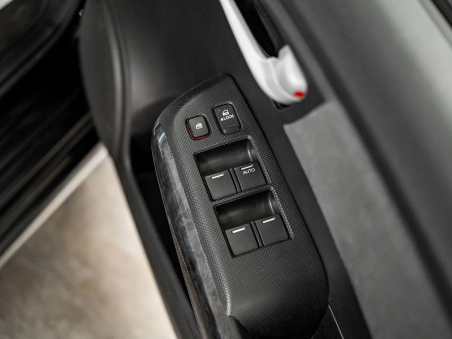 Honda Insight II Рестайлинг Красноярск  - изображение 17