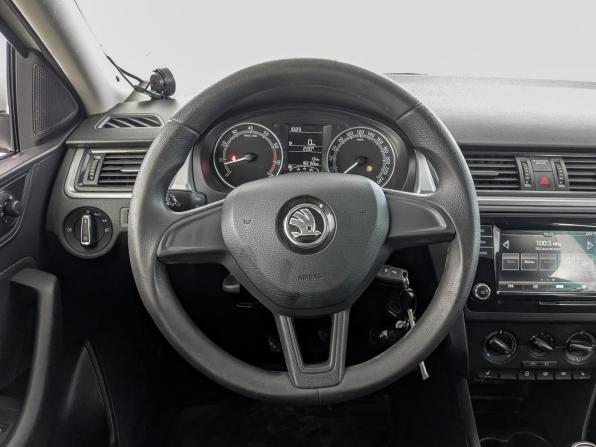Skoda Rapid I Рестайлинг с пробегом 2019 года, цена 900 000 рублей, 182152 км, лифтбек, Автокод Объявления