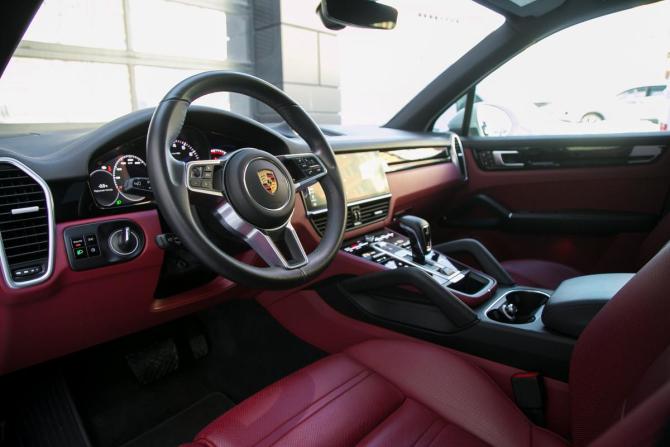 Porsche Cayenne III с пробегом 2018 года, цена 6 990 000 рублей, 63240 км, внедорожник, Автокод Объявления