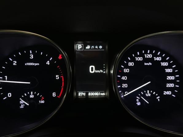 Hyundai Santa Fe III Рестайлинг с пробегом 2016 года, цена 2 000 000 рублей, 230899 км, внедорожник, Автокод Объявления