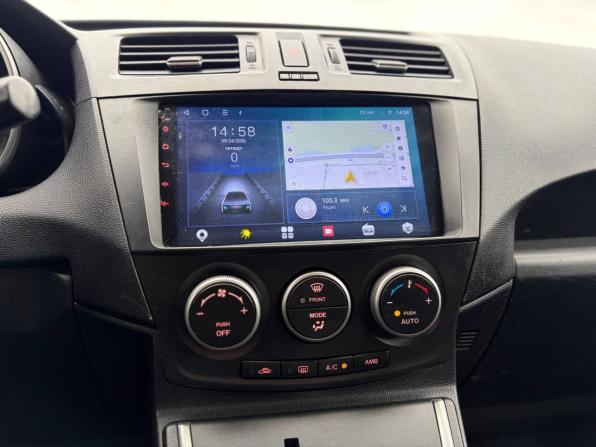 Mazda 5 II (CW) с пробегом 2011 года, цена 995 000 рублей, 250000 км, компактвэн, Автокод Объявления