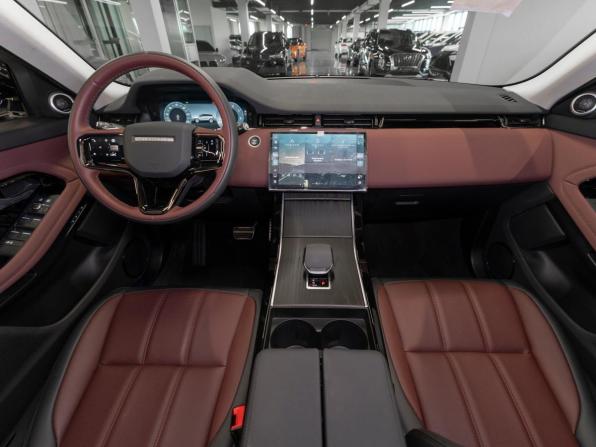 Land Rover Range Rover Evoque II Рестайлинг с пробегом 2025 года, цена 5 550 000 рублей, 50 км, внедорожник, Автокод Объявления