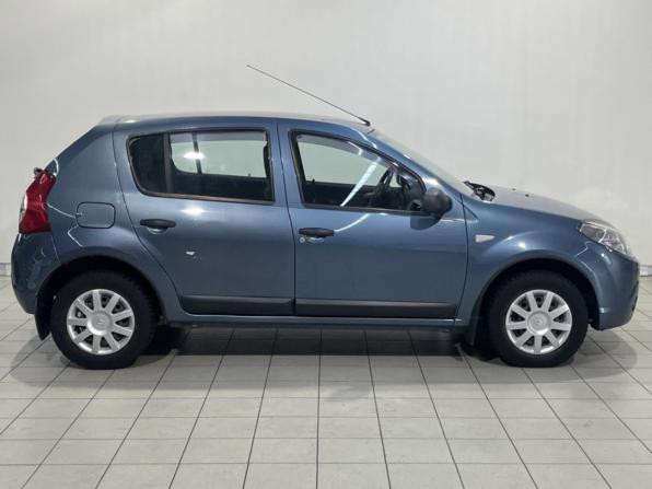 Renault Sandero I с пробегом 2012 года, цена 625 000 рублей, 81095 км, хэтчбек, Автокод Объявления