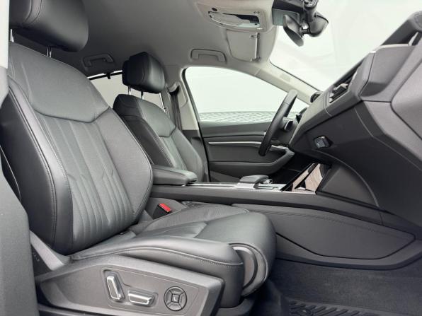 Audi e-tron Sportback I с пробегом 2022 года, цена 4 890 000 рублей, 15927 км, внедорожник, Автокод Объявления