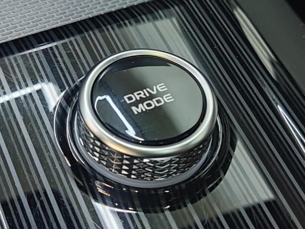 Geely Monjaro I с пробегом 2023 года, цена 3 500 000 рублей, 18395 км, внедорожник, Автокод Объявления