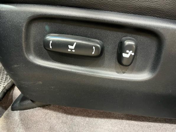 Toyota Land Cruiser 200 Series с пробегом 2012 года, цена 3 730 000 рублей, 249907 км, внедорожник, Автокод Объявления