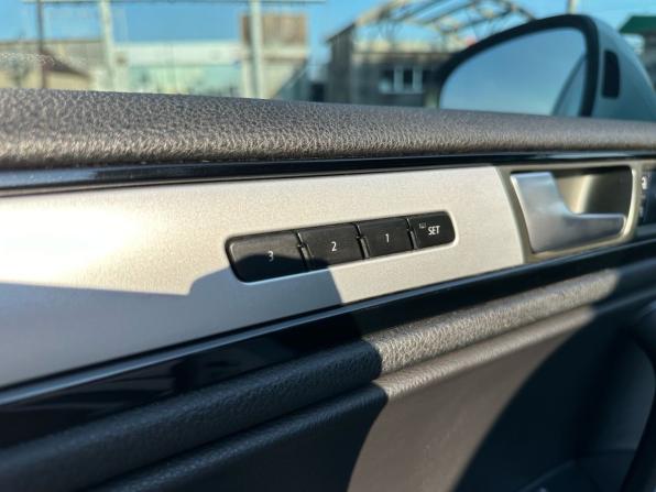 Volkswagen Touareg II с пробегом 2013 года, цена 2 290 000 рублей, 339916 км, внедорожник, Автокод Объявления
