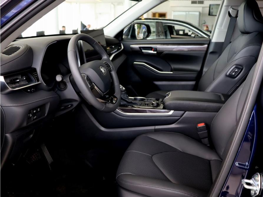 Toyota Highlander IV (XU70) Ярославль  - изображение 10