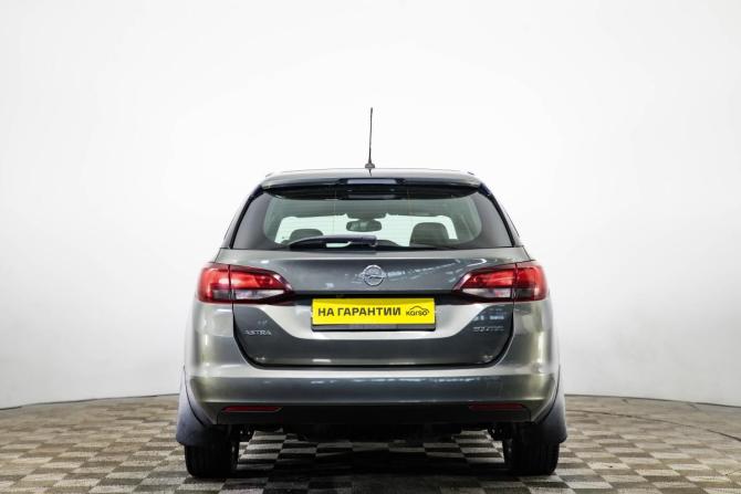 Opel Astra K с пробегом 2018 года, цена 1 369 000 рублей, 166621 км, универсал, Автокод Объявления