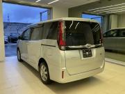 Toyota Esquire I Новосибирск  - изображение 21