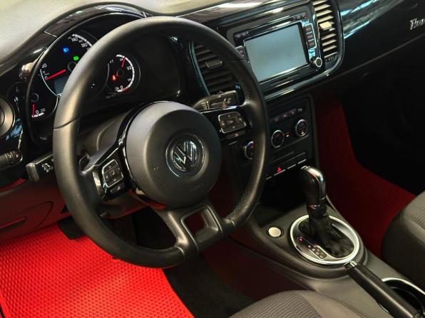 Volkswagen Beetle II (A5) с пробегом 2013 года, цена 1 297 000 рублей, 177297 км, хэтчбек, Автокод Объявления