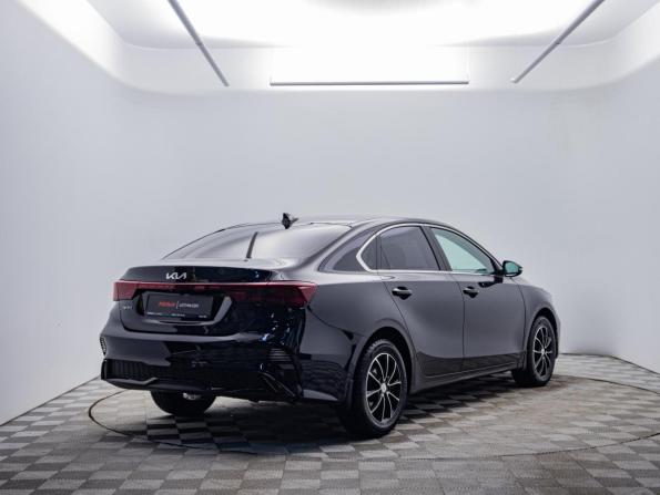 Kia Cerato IV Рестайлинг с пробегом 2021 года, цена 1 945 000 рублей, 129304 км, седан, Автокод Объявления