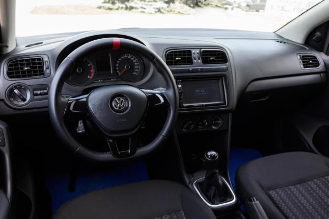 Volkswagen Polo V Рестайлинг с пробегом 2016 года, цена 809 000 рублей, 119823 км, седан, Автокод Объявления