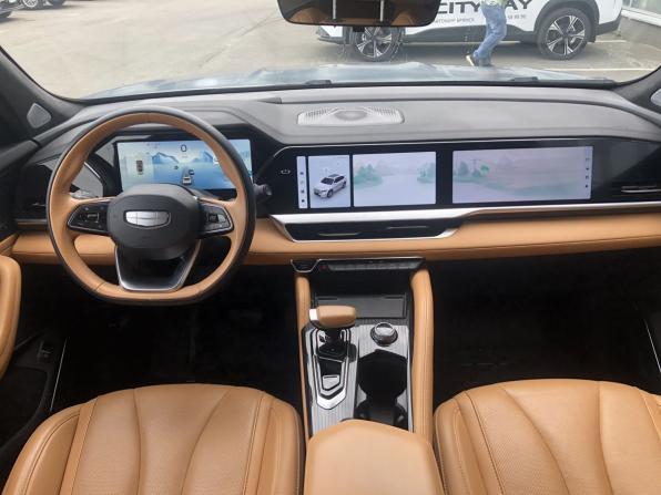 Geely Monjaro I с пробегом 2022 года, цена 3 255 000 рублей, 35393 км, внедорожник, Автокод Объявления