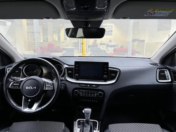 Kia Ceed III Рестайлинг с пробегом 2022 года, цена 2 039 000 рублей, 72051 км, хэтчбек, Автокод Объявления