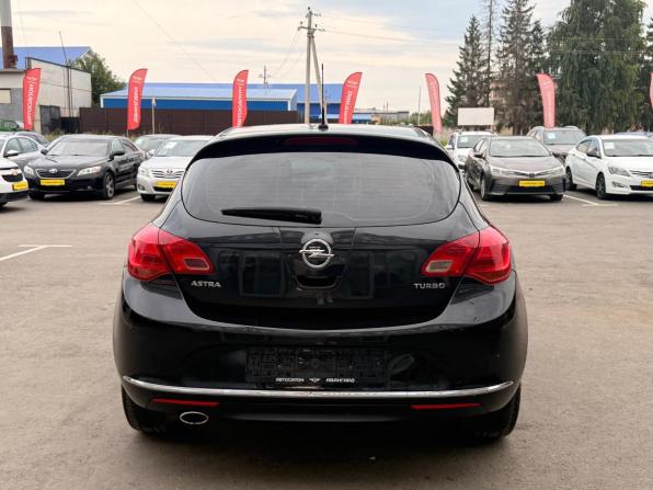 Opel Astra J Рестайлинг с пробегом 2012 года, цена 700 000 рублей, 222499 км, хэтчбек, Автокод Объявления