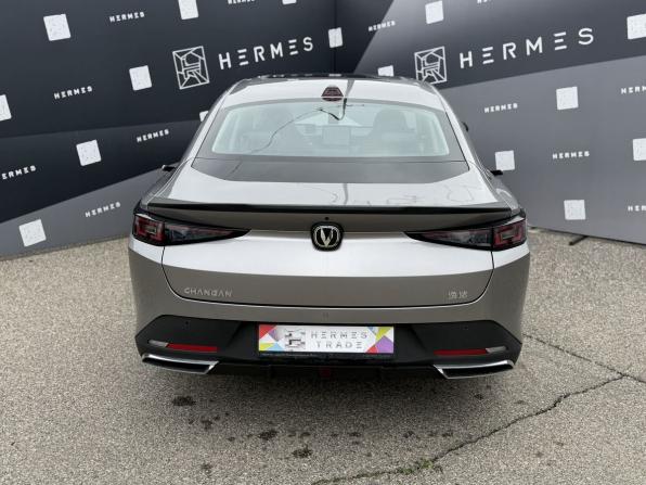 Changan Lamore с пробегом 2023 года, цена 2 180 000 рублей, 3246 км, седан, Автокод Объявления