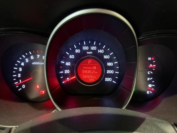 Kia Rio III Рестайлинг с пробегом 2016 года, цена 915 000 рублей, 207001 км, седан, Автокод Объявления