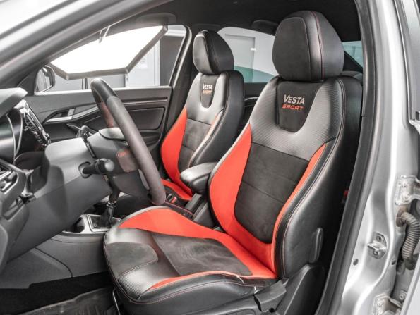 Lada (ВАЗ) Vesta I с пробегом 2019 года, цена 1 070 000 рублей, 132231 км, седан, Автокод Объявления