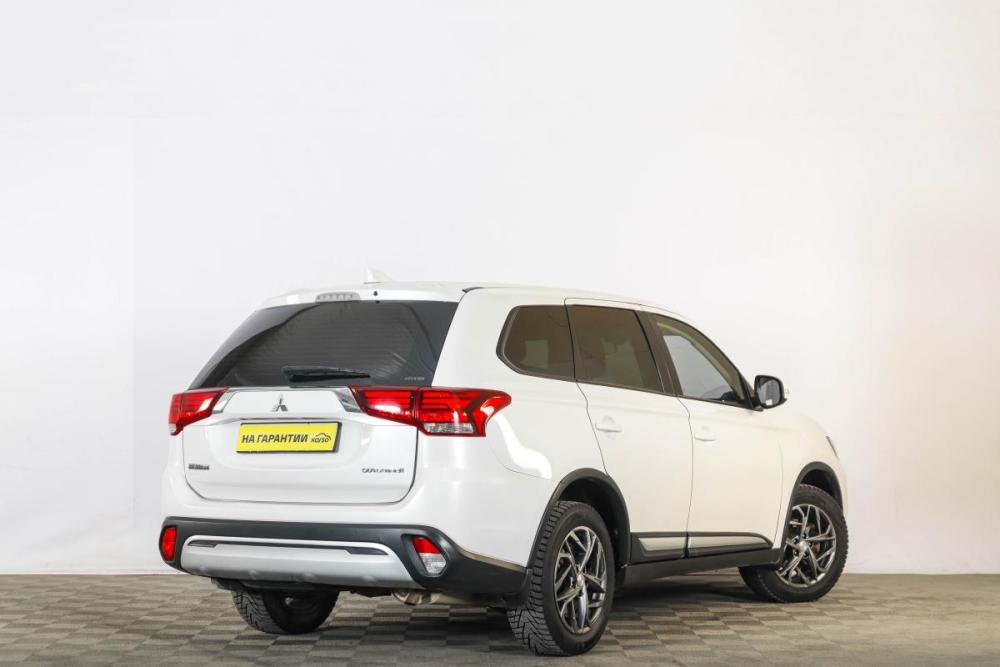 Mitsubishi Outlander III Рестайлинг 3 Тюмень  - изображение 7