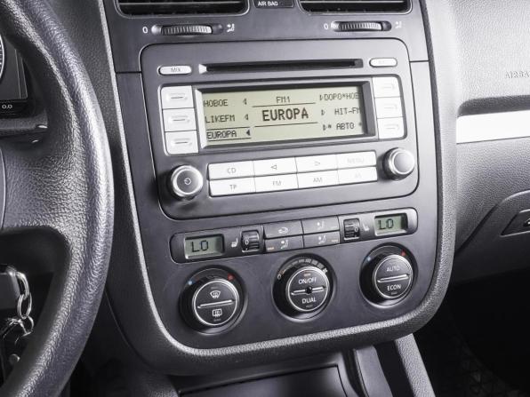 Volkswagen Jetta V с пробегом 2007 года, цена 1 070 000 рублей, 76278 км, седан, Автокод Объявления