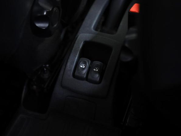 Renault Sandero I с пробегом 2012 года, цена 589 000 рублей, 220208 км, хэтчбек, Автокод Объявления