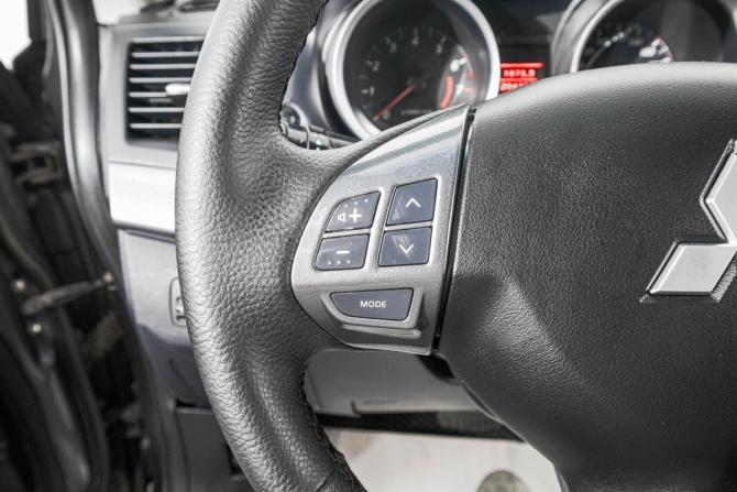 Mitsubishi Lancer X с пробегом 2010 года, цена 839 000 рублей, 284000 км, седан, Автокод Объявления