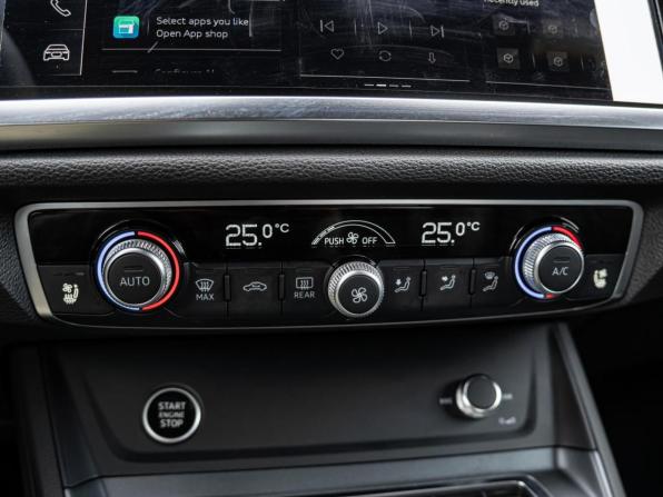 Audi Q3 II (F3) с пробегом 2025 года, цена 4 950 000 рублей, 42 км, внедорожник, Автокод Объявления