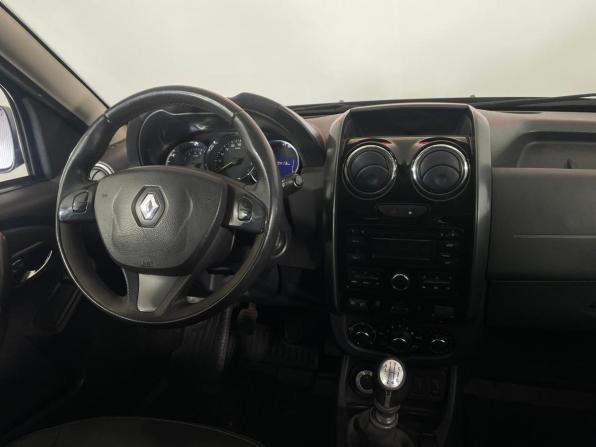 Renault Duster I Рестайлинг с пробегом 2016 года, цена 1 099 000 рублей, 199935 км, внедорожник, Автокод Объявления