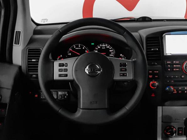 Nissan Pathfinder III Рестайлинг с пробегом 2014 года, цена 2 180 000 рублей, 135100 км, внедорожник, Автокод Объявления