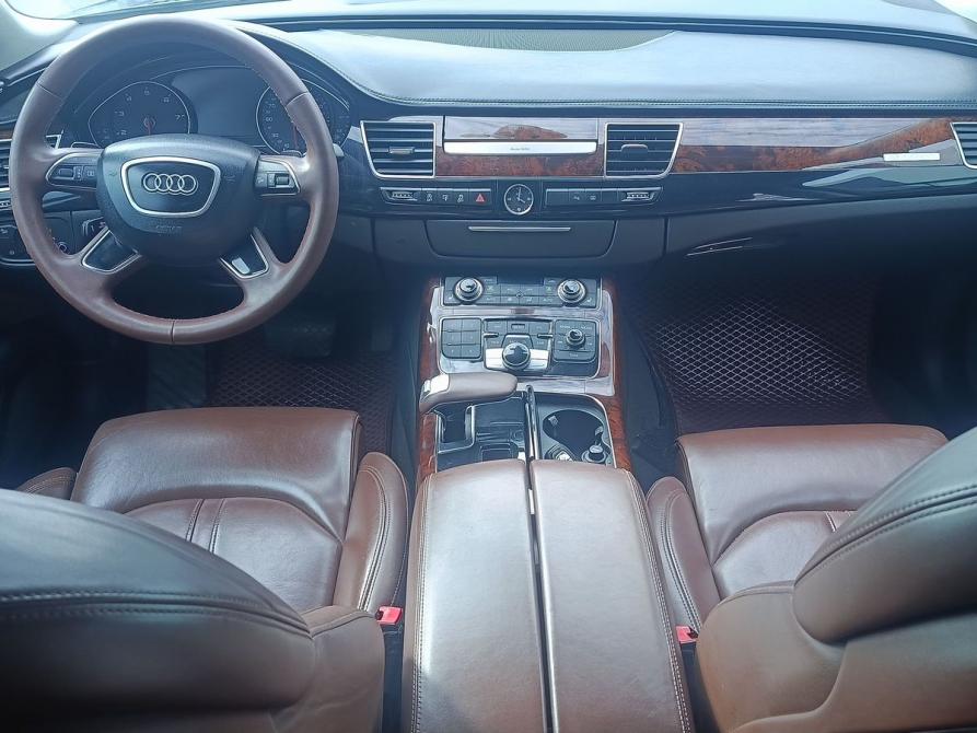 Audi A8 III (D4) Москва  - изображение 10