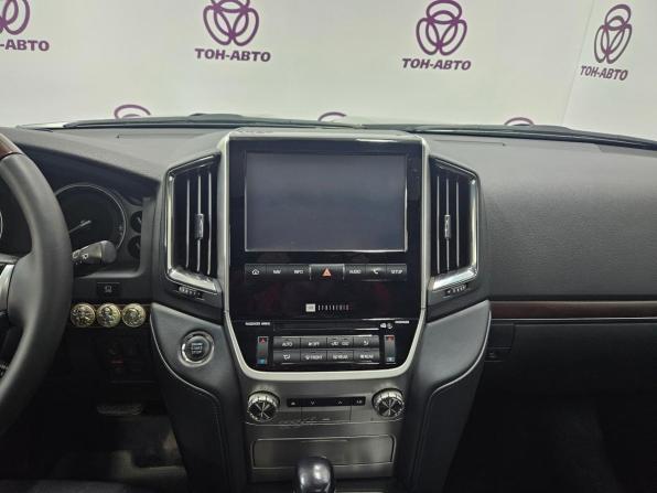 Toyota Land Cruiser 200 Series Рестайлинг 2 с пробегом 2018 года, цена 7 200 000 рублей, 113492 км, внедорожник, Автокод Объявления