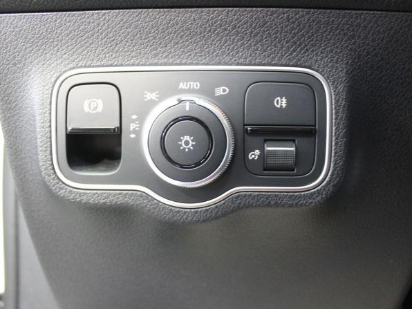 Mercedes-Benz GLB I (X247) Рестайлинг с пробегом 2024 года, цена 6 250 000 рублей, 4980 км, внедорожник, Автокод Объявления