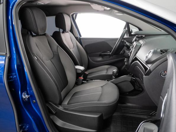 Renault Kaptur I Рестайлинг с пробегом 2020 года, цена 1 429 000 рублей, 71435 км, внедорожник, Автокод Объявления