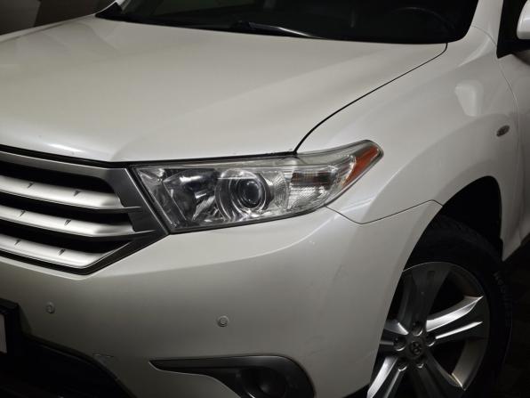 Toyota Highlander II (XU40) Рестайлинг с пробегом 2013 года, цена 1 743 000 рублей, 328084 км, внедорожник, Автокод Объявления