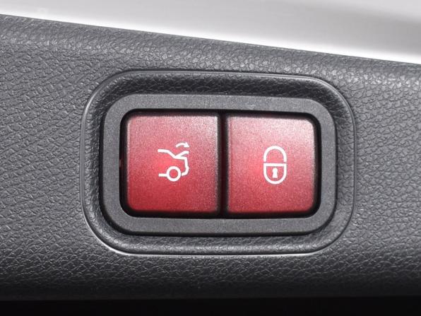 Mercedes-Benz E-Класс V (W213 S213 C238) Рестайлинг с пробегом 2021 года, цена 5 299 995 рублей, 55742 км, седан, Автокод Объявления