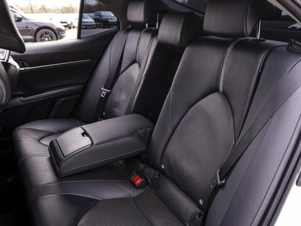 Toyota Camry VIII (XV70) Рестайлинг с пробегом 2021 года, цена 3 190 000 рублей, 56160 км, седан, Автокод Объявления