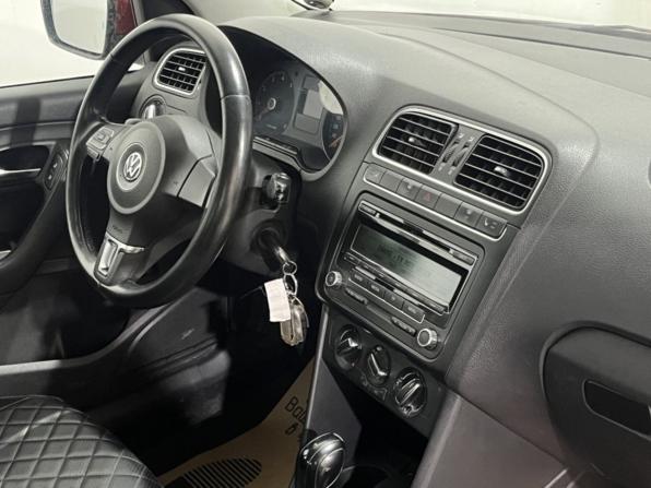 Volkswagen Polo V с пробегом 2011 года, цена 655 000 рублей, 255619 км, седан, Автокод Объявления