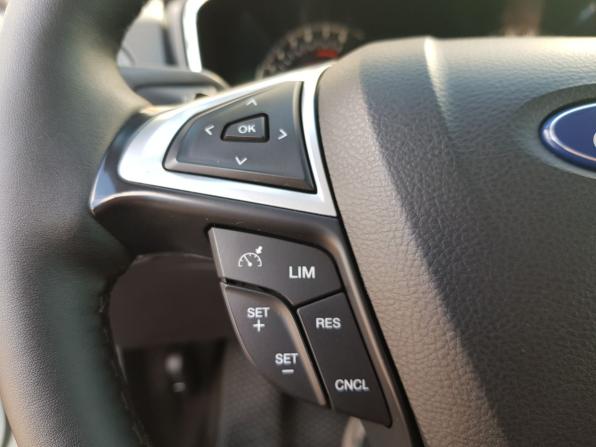 Ford Mondeo V с пробегом 2017 года, цена 1 590 000 рублей, 166183 км, седан, Автокод Объявления