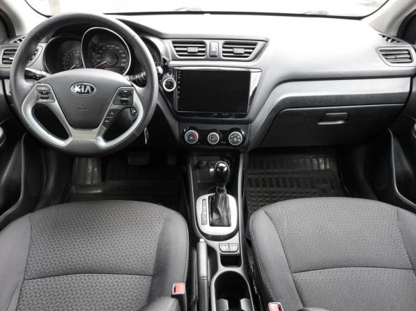 Kia Rio III Рестайлинг с пробегом 2016 года, цена 749 000 рублей, 277236 км, хэтчбек, Автокод Объявления
