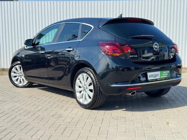 Opel Astra J Рестайлинг с пробегом 2013 года, цена 850 000 рублей, 125000 км, хэтчбек, Автокод Объявления