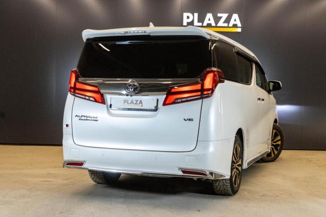 Toyota Alphard III Рестайлинг с пробегом 2019 года, цена 4 699 000 рублей, 128140 км, минивэн, Автокод Объявления