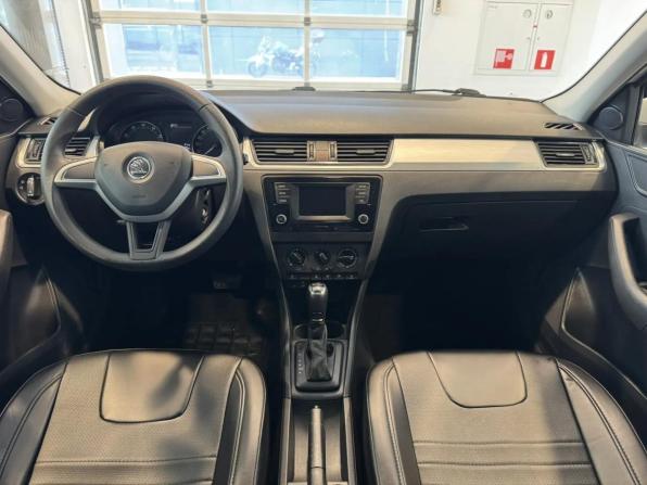 Skoda Rapid I с пробегом 2016 года, цена 1 020 000 рублей, 178412 км, лифтбек, Автокод Объявления