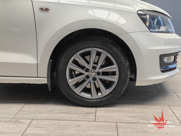 Volkswagen Polo V Рестайлинг с пробегом 2018 года, цена 1 248 000 рублей, 139000 км, седан, Автокод Объявления