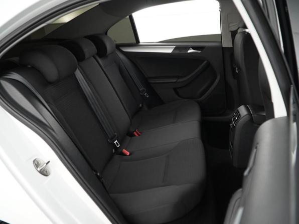 Volkswagen Jetta VI Рестайлинг с пробегом 2017 года, цена 1 347 055 рублей, 106304 км, седан, Автокод Объявления
