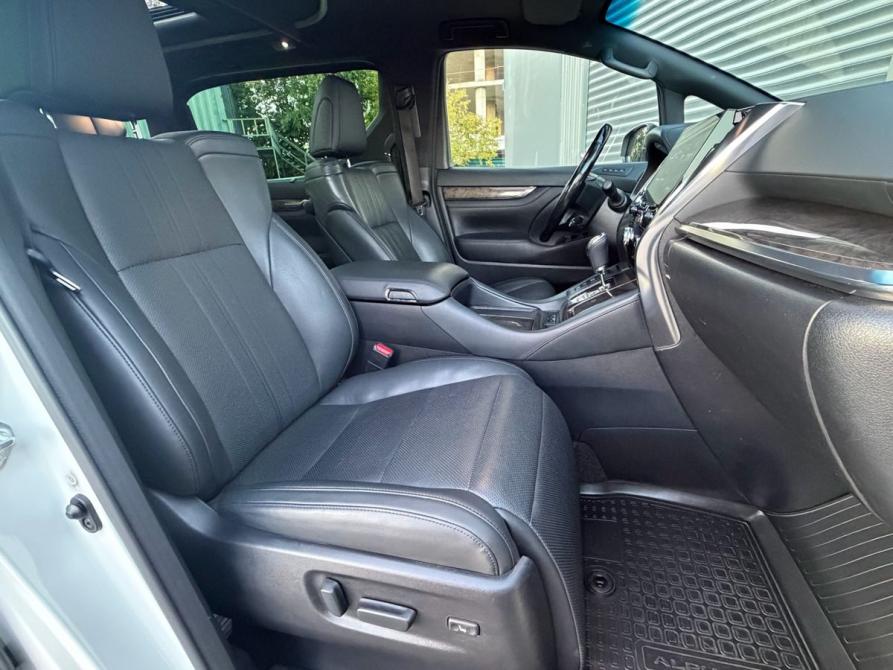 Toyota Alphard III Рестайлинг Москва  - изображение 25