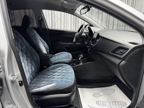 Hyundai Solaris II Рестайлинг с пробегом 2021 года, цена 1 690 000 рублей, 65502 км, седан, Автокод Объявления