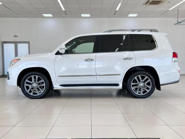 Lexus LX III Рестайлинг с пробегом 2014 года, цена 4 750 000 рублей, 211000 км, внедорожник, Автокод Объявления
